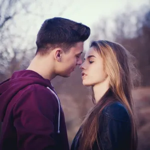Beijando um Amigo