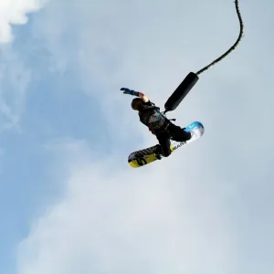 Bungee jumping