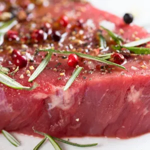 Carne crua vermelha