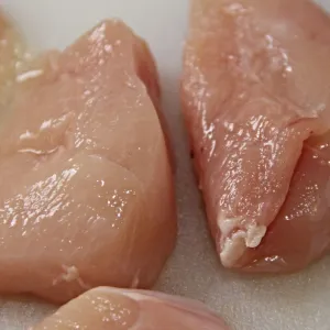 Carne de frango crua