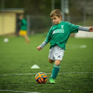 Jogar futebol