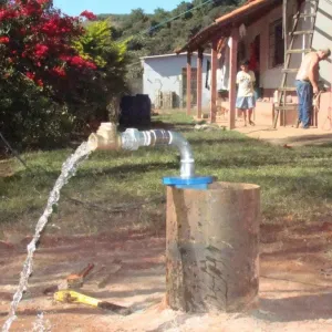 Tirar água de um poço